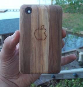 handmade-wooden-iphone-sleeve_1 handmade-wooden-iphone-sleeve_1