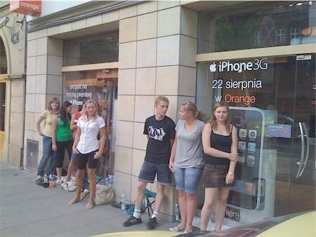 Orange iPhone 3G Launch in Poland