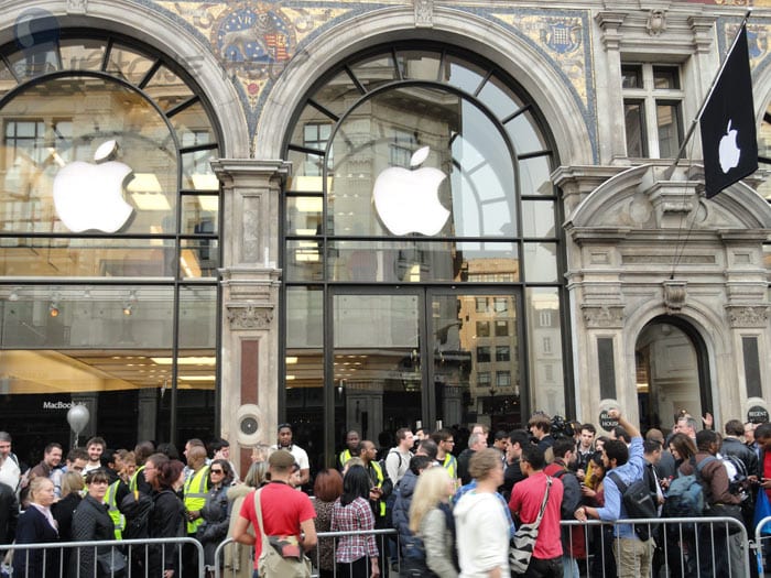 iPad 2 Launch in London - Oxford Circle